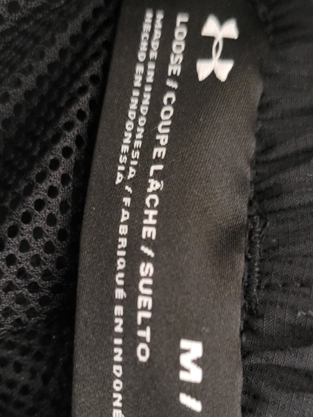 Under Armour Men’s Black Track Splash Pants – Size M / Medium - Picture 4 of 5